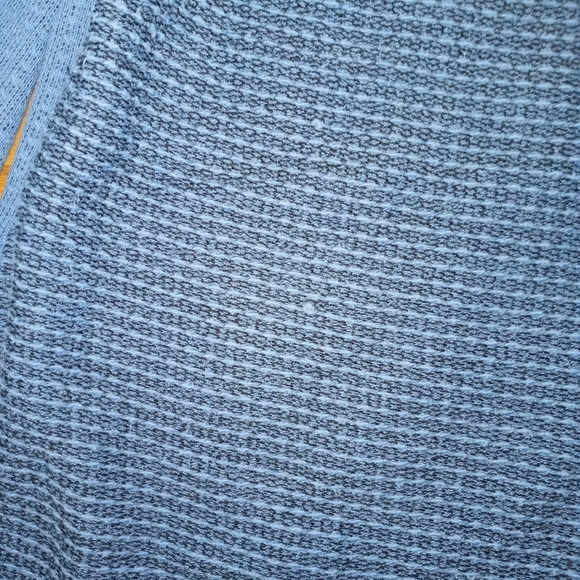 Liz Lange Maternity sweater size Medium - Picture 4 of 4